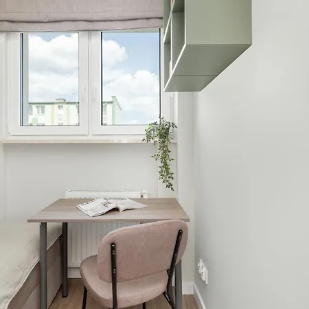 Kaszmirowy Z 3 Sypialniami Blisko Plazy W Gdansku By Renters Appartamento *